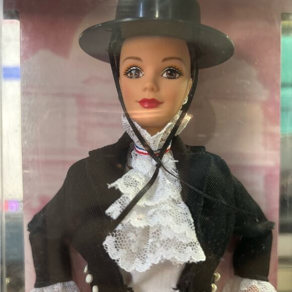 BARBIE Chilean Doll - Dolls of World Series Collector Edition 1997 By Mattel - Picture 3 of 7